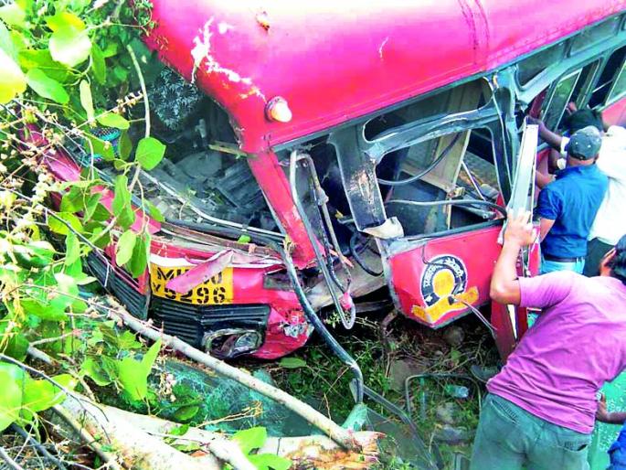 S.T. Just under the bridge ... | एस.टी. बस पुलाखाली...