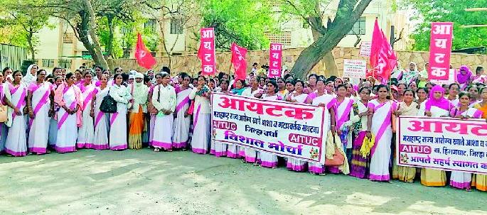 Group Proclaimers Elsa with Hope | आशासह गटप्रवर्तकांचा एल्गार