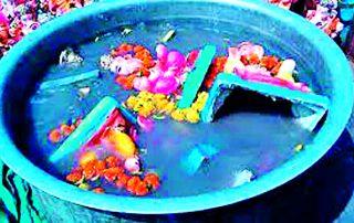 Eight Hood for Immersion idols | पर्यावरणपूरक मूर्ती विसर्जनासाठी आठ हौद Eight Hood for Immersion idols | पर्यावरणपूरक मूर्ती विसर्जनासाठी आठ हौद