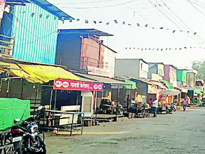 The Chal case was stuck in the Model Code of Conduct | गाळे प्रकरण अडकले आचारसंहितेत The Chal case was stuck in the Model Code of Conduct | गाळे प्रकरण अडकले आचारसंहितेत