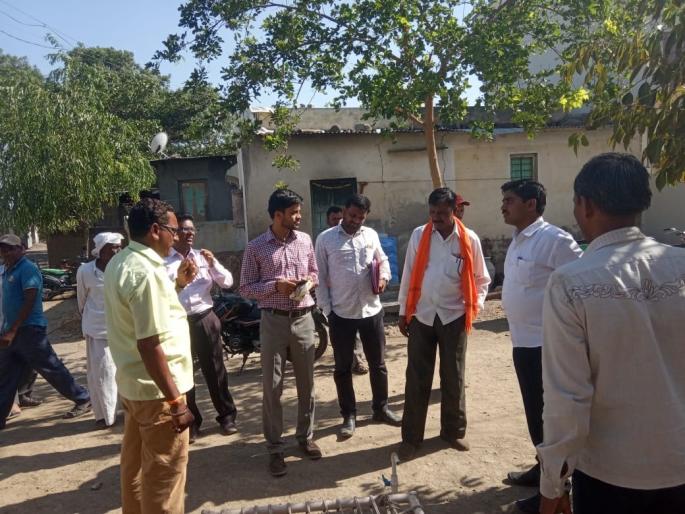 38 Inspection by village sub-committees of the scheme | ३८ गाव योजनेची उपसचिवांकडून पाहणी