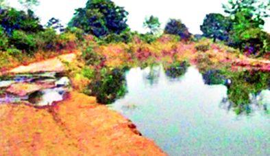 The main right bank of Arunavati has broken | ‘अरुणावती’चा मुख्य उजवा कालवा फुटला