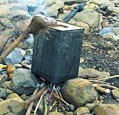 Criminal trafficking from illegal business | अवैध व्यवसायातून गुन्हेगारीला खतपाणी Criminal trafficking from illegal business | अवैध व्यवसायातून गुन्हेगारीला खतपाणी