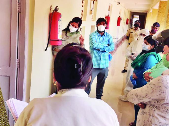 Ratnagiri district chief executive officer, Zilla Parishad president infected with corona | रत्नागिरी जिल्ह्यातील मुख्यकार्यकारी अधिकारी, जिल्हा परिषद अध्यक्षांना कोरोनाची लागण Ratnagiri district chief executive officer, Zilla Parishad president infected with corona | रत्नागिरी जिल्ह्यातील मुख्यकार्यकारी अधिकारी, जिल्हा परिषद अध्यक्षांना कोरोनाची लागण