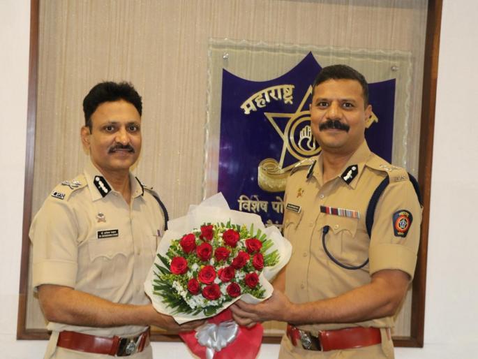 Special Inspector General of Police Dr. Dyaneshwar Chavan joins: The order was issued on 24th April | विशेष पोलिस महानिरीक्षकपदी डॉ. ज्ञानेश्वर चव्हाण रुजू: २४ एप्रिल रोजी निघाले होते आदेश Special Inspector General of Police Dr. Dyaneshwar Chavan joins: The order was issued on 24th April | विशेष पोलिस महानिरीक्षकपदी डॉ. ज्ञानेश्वर चव्हाण रुजू: २४ एप्रिल रोजी निघाले होते आदेश