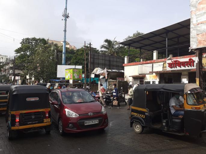 How to order family expenses ?; Rickshaws on the road in Dombivli before lift the lockdown | कौटुंबिक खर्च मागवायचा तरी कसा?; लॉकडाऊन उठण्याआधीच डोंबिवलीत रिक्षा रस्त्यावर How to order family expenses ?; Rickshaws on the road in Dombivli before lift the lockdown | कौटुंबिक खर्च मागवायचा तरी कसा?; लॉकडाऊन उठण्याआधीच डोंबिवलीत रिक्षा रस्त्यावर