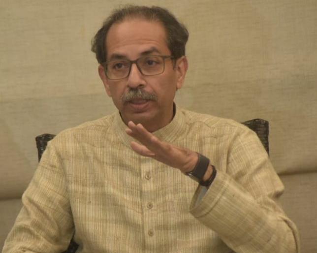 The king is missing and it is our job to tell; Uddhav Thackeray also demanded the resignation of the Chief Minister | राजा चुकतोय व ते सांगणे आमचे कामच; उद्धव ठाकरेंकडूनदेखील मुख्यमंत्र्यांच्या राजीनाम्याची मागणी The king is missing and it is our job to tell; Uddhav Thackeray also demanded the resignation of the Chief Minister | राजा चुकतोय व ते सांगणे आमचे कामच; उद्धव ठाकरेंकडूनदेखील मुख्यमंत्र्यांच्या राजीनाम्याची मागणी