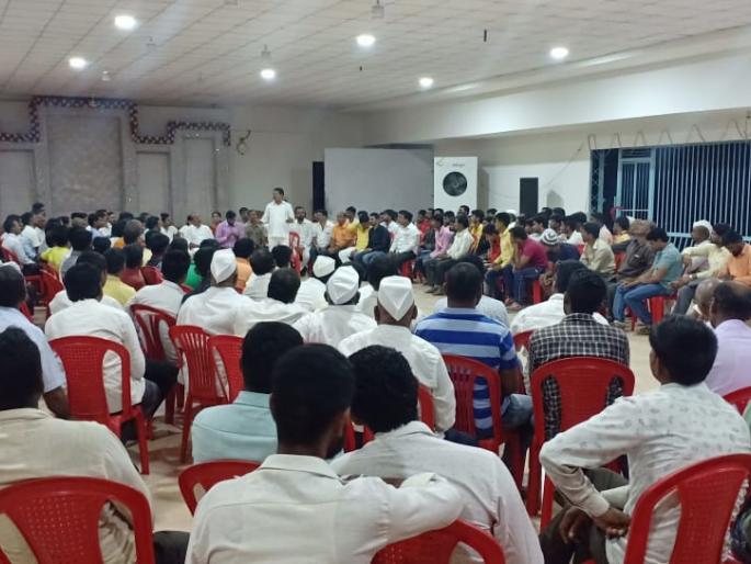 The chief minister is responsible for the violent turn of the movement | आंदोलनाला हिंसक वळण लागल्यास मुख्यमंत्री जबाबदार The chief minister is responsible for the violent turn of the movement | आंदोलनाला हिंसक वळण लागल्यास मुख्यमंत्री जबाबदार