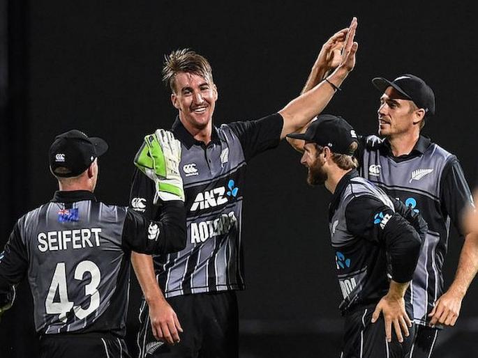 India vs New Zealand 3rd T20: New Zealand beat India by 4 runs, win series 2-1 margin | India vs New Zealand 3rd T20 : भारताचे ऐतिहासिक मालिका विजयाचे स्वप्न भंगले