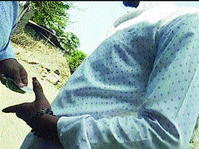 'Lokmat' Sting Operation: Nanded HSC for only Rs.100 / - | ‘लोकमत’चे स्टिंग ऑपरेशन : नांदेडमध्ये फक्त १०० रुपयांत बारावीची उत्तरपत्रिका 'Lokmat' Sting Operation: Nanded HSC for only Rs.100 / - | ‘लोकमत’चे स्टिंग ऑपरेशन : नांदेडमध्ये फक्त १०० रुपयांत बारावीची उत्तरपत्रिका
