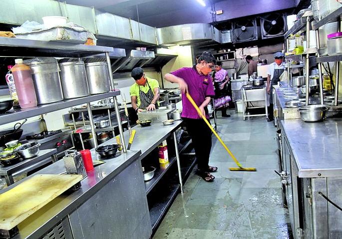 All starting from today till 5 pm in Nagpur | Unlock Nagpur; नागपुरात आजपासून ५ वाजेपर्यंत सर्व सुरू All starting from today till 5 pm in Nagpur | Unlock Nagpur; नागपुरात आजपासून ५ वाजेपर्यंत सर्व सुरू