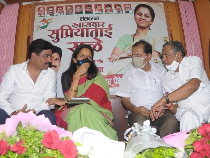Election review by Supriya Sule in the absence of Patel, Deshmukh | पटेल, देशमुखांच्या अनुपस्थितीत सुप्रिया सुळेंकडून निवडणूक आढावा Election review by Supriya Sule in the absence of Patel, Deshmukh | पटेल, देशमुखांच्या अनुपस्थितीत सुप्रिया सुळेंकडून निवडणूक आढावा