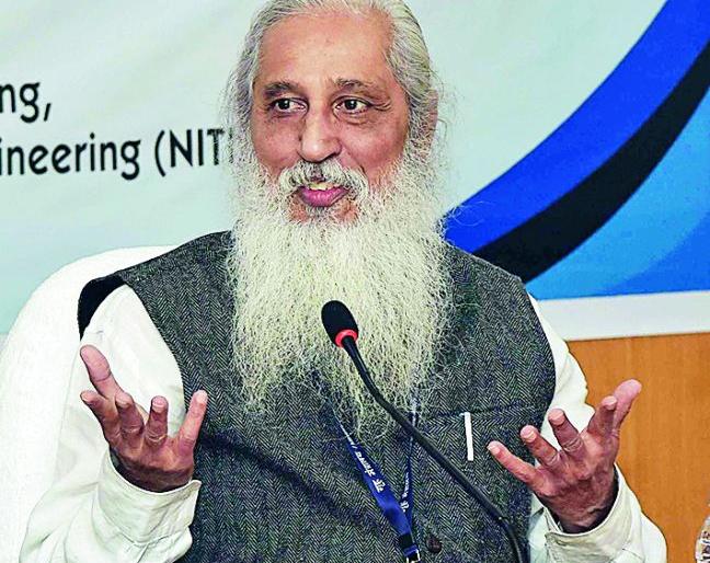 Education of engineering in mother tongue in ten states | दहा राज्यांमध्ये अभियांत्रिकीचे मातृभाषेतून शिक्षण Education of engineering in mother tongue in ten states | दहा राज्यांमध्ये अभियांत्रिकीचे मातृभाषेतून शिक्षण