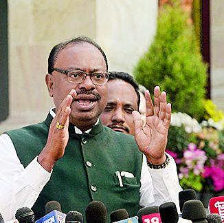 We did not want the Sena-BJP alliance to break | सेना-भाजप युती तुटावी अशी आमची इच्छाच नव्हती We did not want the Sena-BJP alliance to break | सेना-भाजप युती तुटावी अशी आमची इच्छाच नव्हती