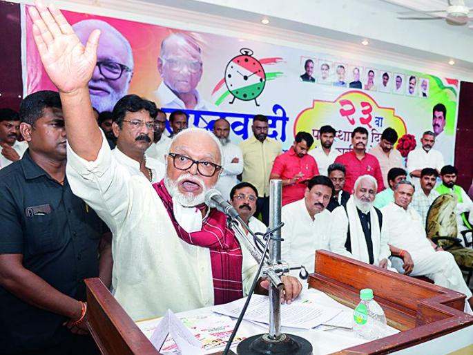 BJP's game plan to escalate Hindu-Muslim dispute | हिंदू-मुस्लिम वाद वाढवायचा भाजपचा गेम प्लान BJP's game plan to escalate Hindu-Muslim dispute | हिंदू-मुस्लिम वाद वाढवायचा भाजपचा गेम प्लान