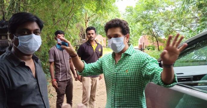 Finally, 'Chhoti Rani' and 'Patlinbai' gave darshan to 'Sachin'; The Tadoba tour was a success | अखेर 'छोटी राणी' आणि 'पाटलीणबाई'ने दिले 'सचिन'ला दर्शन; ताडोबा दौरा झाला सफल Finally, 'Chhoti Rani' and 'Patlinbai' gave darshan to 'Sachin'; The Tadoba tour was a success | अखेर 'छोटी राणी' आणि 'पाटलीणबाई'ने दिले 'सचिन'ला दर्शन; ताडोबा दौरा झाला सफल