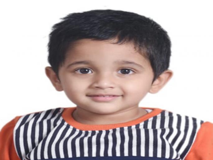 Chimurda, a two-year-old from Pune, is listed in the "india book of records" | पुण्याच्या दोन वर्षीय चिमुरड्याची India Book Of Records मध्ये नोंद Chimurda, a two-year-old from Pune, is listed in the "india book of records" | पुण्याच्या दोन वर्षीय चिमुरड्याची India Book Of Records मध्ये नोंद