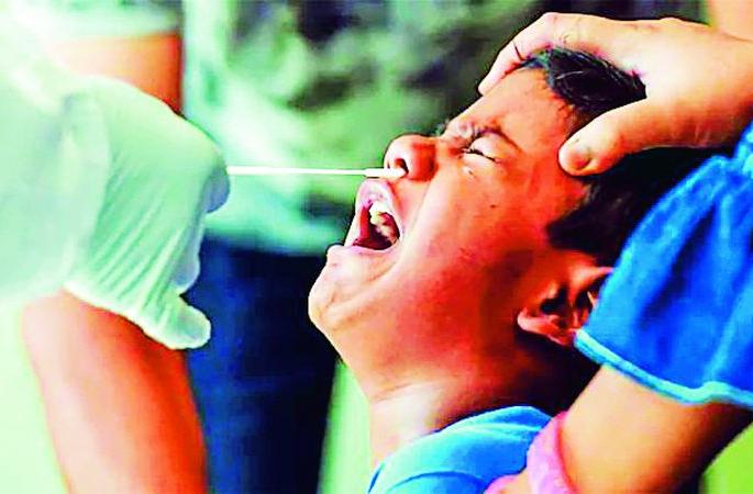Take care of small children; OPD has doubled | लहान मुलांची घ्या काळजी; ओपीडीमध्ये झालीय दुप्पट वाढ Take care of small children; OPD has doubled | लहान मुलांची घ्या काळजी; ओपीडीमध्ये झालीय दुप्पट वाढ