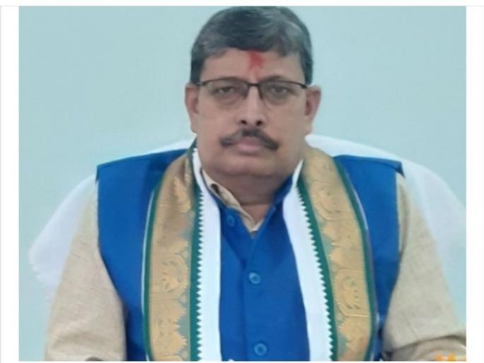 Prof. Hareram Tripathi Kavikulguru is the new Vice Chancellor of Kalidas Sanskrit University | प्रो.हरेराम त्रिपाठी कविकुलगुरू कालीदास संस्कृत विद्यापीठाचे नवे कुलगुरू Prof. Hareram Tripathi Kavikulguru is the new Vice Chancellor of Kalidas Sanskrit University | प्रो.हरेराम त्रिपाठी कविकुलगुरू कालीदास संस्कृत विद्यापीठाचे नवे कुलगुरू