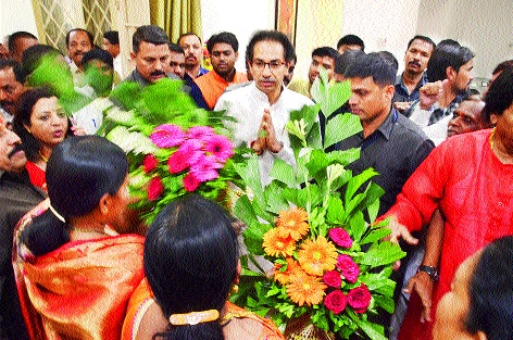 Shivsena will give new faces a chance | शिवसेना देणार नवीन चेहऱ्यांना संधी Shivsena will give new faces a chance | शिवसेना देणार नवीन चेहऱ्यांना संधी