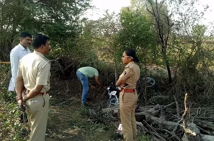 Mother killed with child in Wardha district | वर्धा जिल्ह्यात मुलासह आईची हत्या Mother killed with child in Wardha district | वर्धा जिल्ह्यात मुलासह आईची हत्या