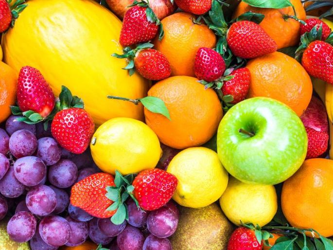 Shares of the cargo strike hit fruit | मालवाहतूक संपाचा फळांना फटका Shares of the cargo strike hit fruit | मालवाहतूक संपाचा फळांना फटका