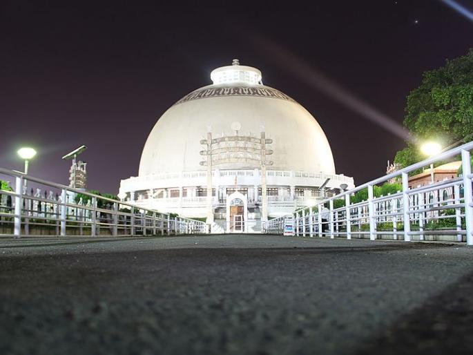 Hundreds of OBC members in Nagpur to accept December 25; Celebration on Dikshitbhamboom | नागपुरात शेकडो ओबीसी बांधव २५ डिसेंबरला स्वीकारणार बौद्ध धम्म; दीक्षाभूमीवर सोहळा Hundreds of OBC members in Nagpur to accept December 25; Celebration on Dikshitbhamboom | नागपुरात शेकडो ओबीसी बांधव २५ डिसेंबरला स्वीकारणार बौद्ध धम्म; दीक्षाभूमीवर सोहळा