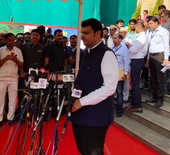 Nagpur Winter Session 2019; attempt to impede officials | नागपूर हिवाळी अधिवेशन २०१९; अजित पवारप्रकरणी मंत्र्यांना सोडून अधिकाऱ्यांना अडकवण्याचा प्रयत्न