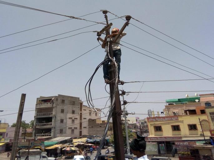 Monsoon maintenance work started | मान्सूनपूर्व देखभालीचे काम सुरु Monsoon maintenance work started | मान्सूनपूर्व देखभालीचे काम सुरु