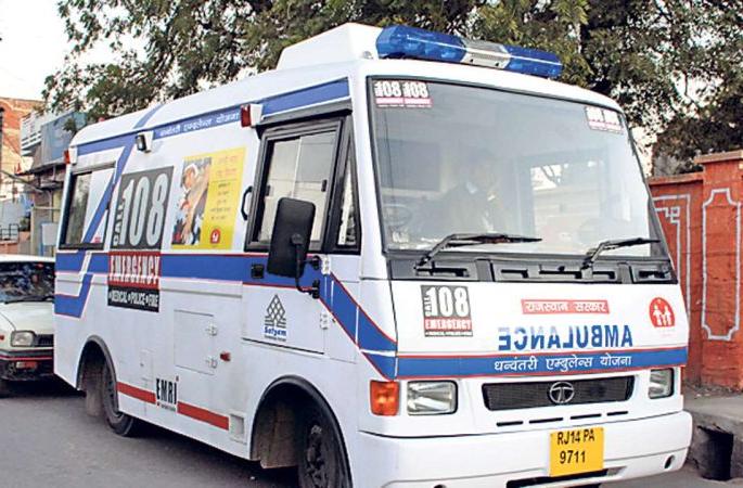 108 Ambulance as an angel for millions of patients | १०८ रुग्णवाहिका लाखो रुग्णांकरिता ठरली देवदूत 108 Ambulance as an angel for millions of patients | १०८ रुग्णवाहिका लाखो रुग्णांकरिता ठरली देवदूत