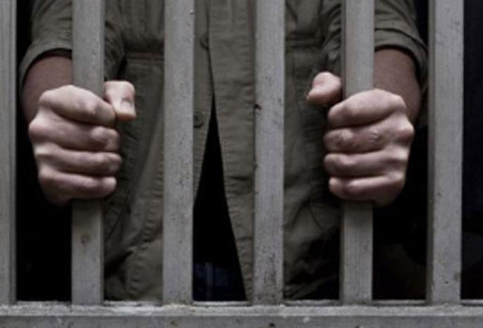 20 years imprisonment for abusing a girl | बालिकेवर अत्याचार करणाऱ्यास २० वर्षे जन्मठेपेची शिक्षा