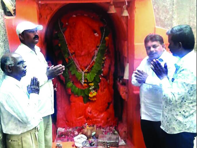 Celebrated anniversary of Sindhudurg fort for many events | विविध कार्यक्रमांनी किल्ले सिंधुदुर्गचा वर्धापन दिन साजरा Celebrated anniversary of Sindhudurg fort for many events | विविध कार्यक्रमांनी किल्ले सिंधुदुर्गचा वर्धापन दिन साजरा