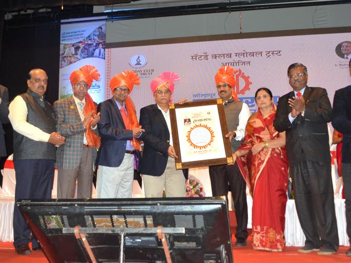 Kolhapur: Increase the entrepreneurship by staying dynamic for the changing times: Girish Chitale | कोल्हापूर : बदलत्या काळानुसार गतिशील राहून उद्योजकता वाढवा : गिरीष चितळे