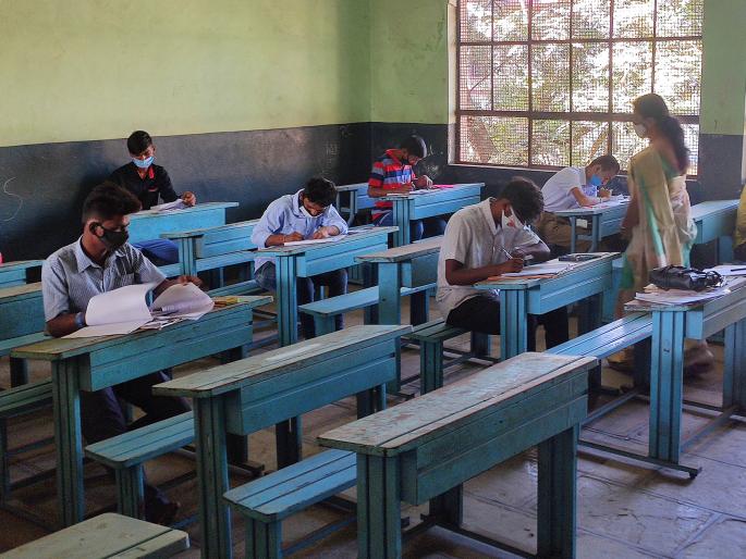 Ranjit Desai's demand to the education department to reconsider the decision to start a school | शाळा सुरू करण्याच्या निर्णयाचा पुनर्विचार करावा, रणजित देसाई यांची मागणी Ranjit Desai's demand to the education department to reconsider the decision to start a school | शाळा सुरू करण्याच्या निर्णयाचा पुनर्विचार करावा, रणजित देसाई यांची मागणी
