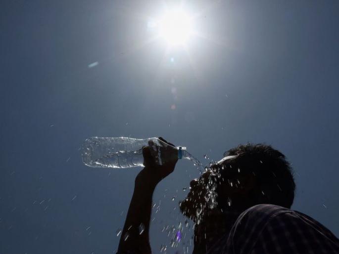 The heat stress will affect the workforce | उष्णतेचा ताण कार्यबलावर परिणाम करणार The heat stress will affect the workforce | उष्णतेचा ताण कार्यबलावर परिणाम करणार