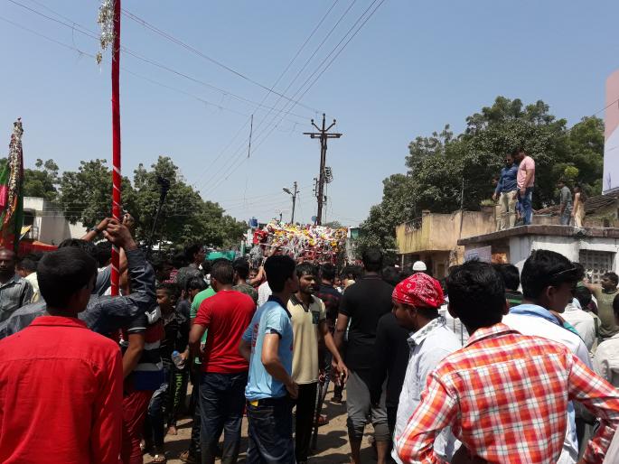 Moharram Chomsky started in the city | नगरमध्ये मोहरम मिरवणुकीला उत्साहात प्रारंभ Moharram Chomsky started in the city | नगरमध्ये मोहरम मिरवणुकीला उत्साहात प्रारंभ