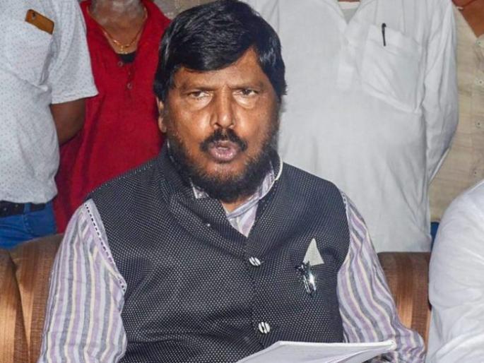 'Why haven't two of David's buildings been demolished? Are you afraid of David?', Ramdas athavale | 'दाऊदच्या दोन बिल्डींग का तोडल्या नाहीत, दाऊदला तुम्ही घाबरता का?' 'Why haven't two of David's buildings been demolished? Are you afraid of David?', Ramdas athavale | 'दाऊदच्या दोन बिल्डींग का तोडल्या नाहीत, दाऊदला तुम्ही घाबरता का?'