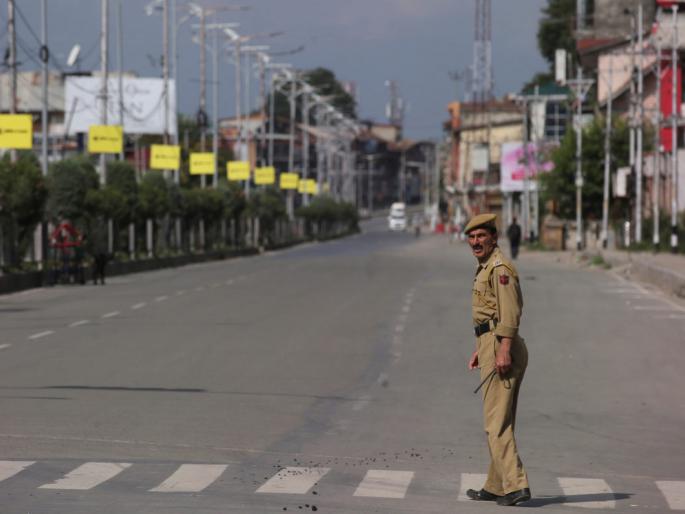 Lockdown in the country again due to increase in the number of patients? The instructions given by these states | रुग्णसंख्या वाढल्याने देशात पुन्हा लॉकडाउन? या राज्यांनी दिले निर्देश Lockdown in the country again due to increase in the number of patients? The instructions given by these states | रुग्णसंख्या वाढल्याने देशात पुन्हा लॉकडाउन? या राज्यांनी दिले निर्देश