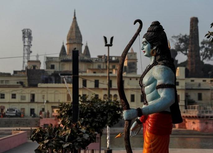 Recovered by printing fake receipt book in the name of Ram Mandir, caught one | राम मंदिराच्या नावाने बनावट पावती पुस्तक छापून वसुली, एकाला पकडले Recovered by printing fake receipt book in the name of Ram Mandir, caught one | राम मंदिराच्या नावाने बनावट पावती पुस्तक छापून वसुली, एकाला पकडले