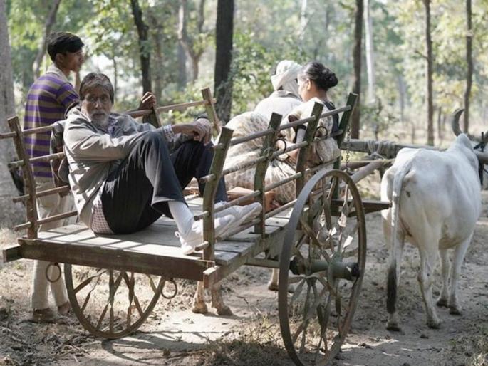Amitabh Bachchan gave memories to the villages | अमिताभ बच्चन यांनी गावाकडील आठवणींना दिला उजाळा Amitabh Bachchan gave memories to the villages | अमिताभ बच्चन यांनी गावाकडील आठवणींना दिला उजाळा