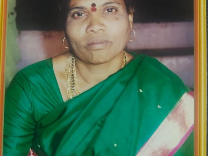 The birth mother could not even see the face; Funeral by video call ..! | जन्मदात्या मातेचा चेहराही पाहू शकल्या नाहीत; व्हिडिओ कॉलद्वारे अंत्यदर्शन..! The birth mother could not even see the face; Funeral by video call ..! | जन्मदात्या मातेचा चेहराही पाहू शकल्या नाहीत; व्हिडिओ कॉलद्वारे अंत्यदर्शन..!