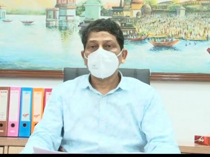 Comforting; Due to this, the influence of 'Corona' did not increase in Solapur | सोलापुरात या कारणामुळे वाढला नाही 'कोरोना'चा प्रभाव Comforting; Due to this, the influence of 'Corona' did not increase in Solapur | सोलापुरात या कारणामुळे वाढला नाही 'कोरोना'चा प्रभाव