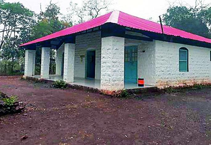 Mahendri's restroom became 108 years old | महेंद्रीचे विश्रामगृह झाले १०८ वर्षांचे Mahendri's restroom became 108 years old | महेंद्रीचे विश्रामगृह झाले १०८ वर्षांचे