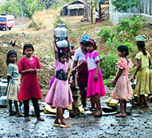 11 9 6 scarcity in the villages | ११९६ गावांत टंचाईचे सावट 11 9 6 scarcity in the villages | ११९६ गावांत टंचाईचे सावट