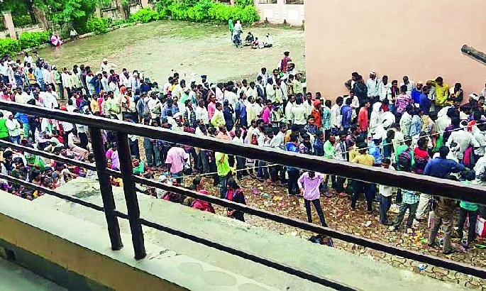 Amravati crowd; Fine in the taluka | अमरावतीत गर्दी; तालुक्यात ठणठणाट Amravati crowd; Fine in the taluka | अमरावतीत गर्दी; तालुक्यात ठणठणाट