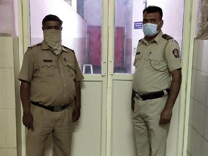 Immediate erection of 4 separation rooms in Beed district | बीड जिल्ह्यात ११ विलगीकरण कक्षाची तातडीने उभारणी Immediate erection of 4 separation rooms in Beed district | बीड जिल्ह्यात ११ विलगीकरण कक्षाची तातडीने उभारणी