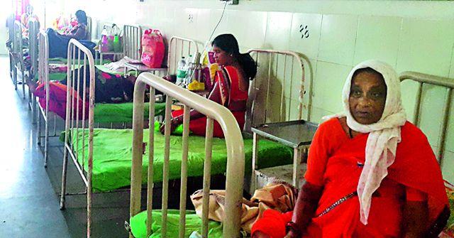 Mothers and children on the path of malnutrition | माता, बालके कुपोषणाच्या मार्गावर Mothers and children on the path of malnutrition | माता, बालके कुपोषणाच्या मार्गावर