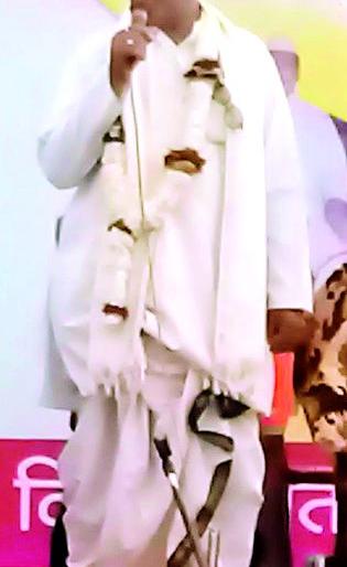 The importance of a Sadguru in human life is unique | मनुष्य जीवनात सद्गुरुचे महत्त्व अनन्यसाधारण