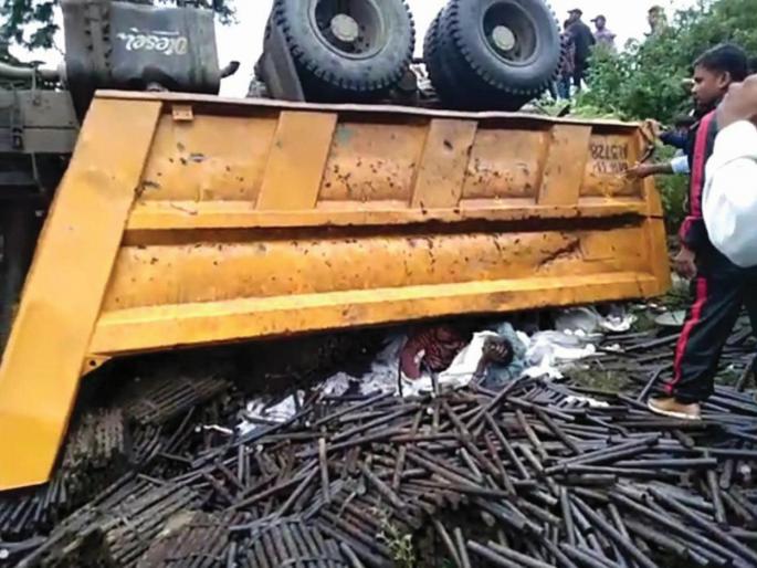 The return journey was the last journey of his life | परतीचा प्रवासच ठरला त्यांच्या जीवनाचा अखेरचा प्रवास The return journey was the last journey of his life | परतीचा प्रवासच ठरला त्यांच्या जीवनाचा अखेरचा प्रवास
