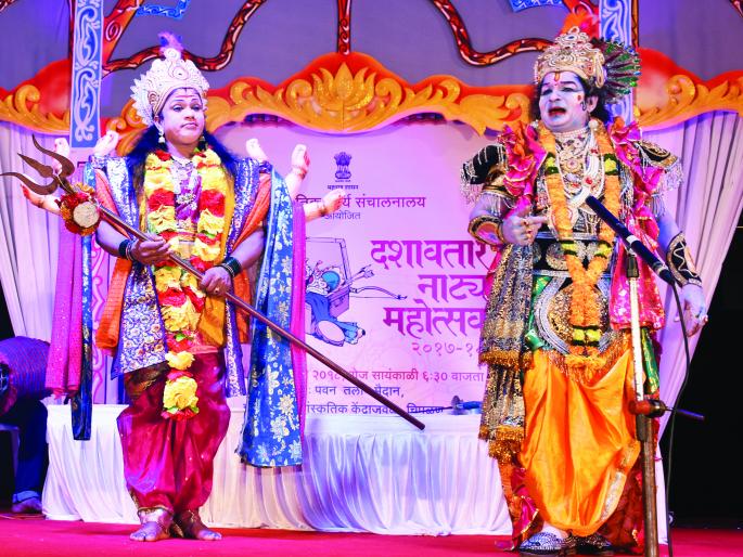 Ratnagiri: Dashavatara's greatness of Nisme devotion, Chiplunkar mesmerized, conventional Konkani, especially in the Malavani style. | रत्नागिरी : दशावतारातून निस्सिम भक्तीची महती, चिपळूणकर मंत्रमुग्ध, पारंपरिक कोकणी विशेषत: मालवणी ढंगात नाट्यप्रयोग Ratnagiri: Dashavatara's greatness of Nisme devotion, Chiplunkar mesmerized, conventional Konkani, especially in the Malavani style. | रत्नागिरी : दशावतारातून निस्सिम भक्तीची महती, चिपळूणकर मंत्रमुग्ध, पारंपरिक कोकणी विशेषत: मालवणी ढंगात नाट्यप्रयोग